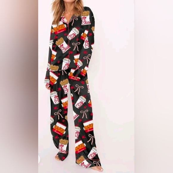 Sheshow Other - NWT Satin Chick-Fil-A Pajama Set
